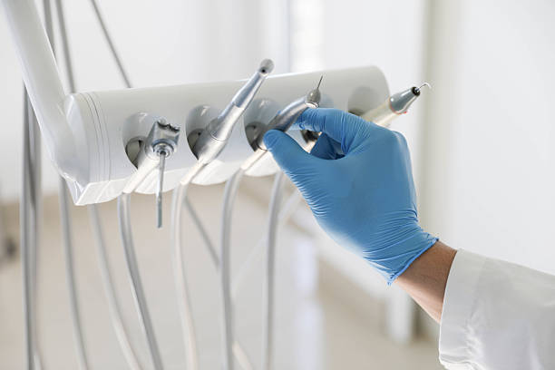 Professional Tooth Extraction technician working in Rose Lodge, OR